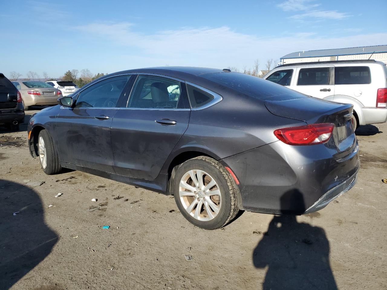 Image 2 of Chrysler 200 Limited 2015 with VIN 1C3CCCAB4FN724926
