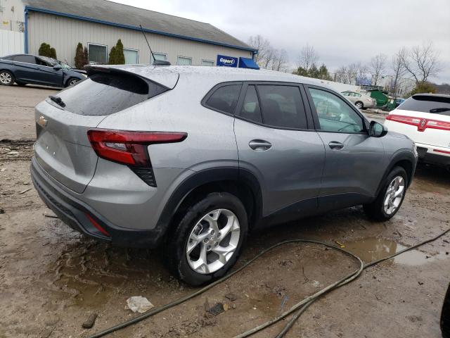 Image 3 of 2024 CHEVROLET TRAX LS 2024 with VIN KL77LFE26RC036061