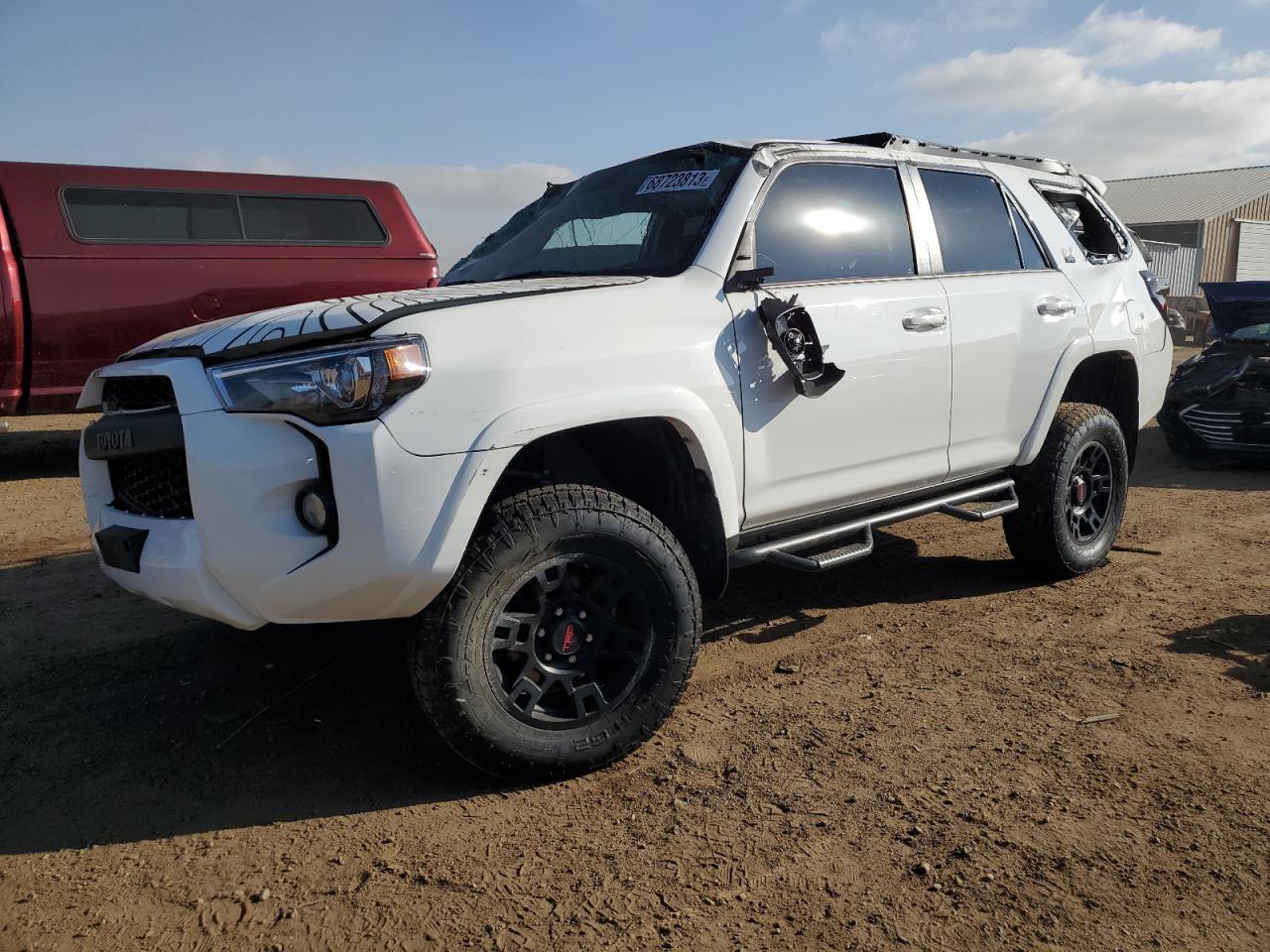 Obraz 1 z 2019 TOYOTA 4RUNNER SR5 2019 z VIN JTEBU5JR3K5637604