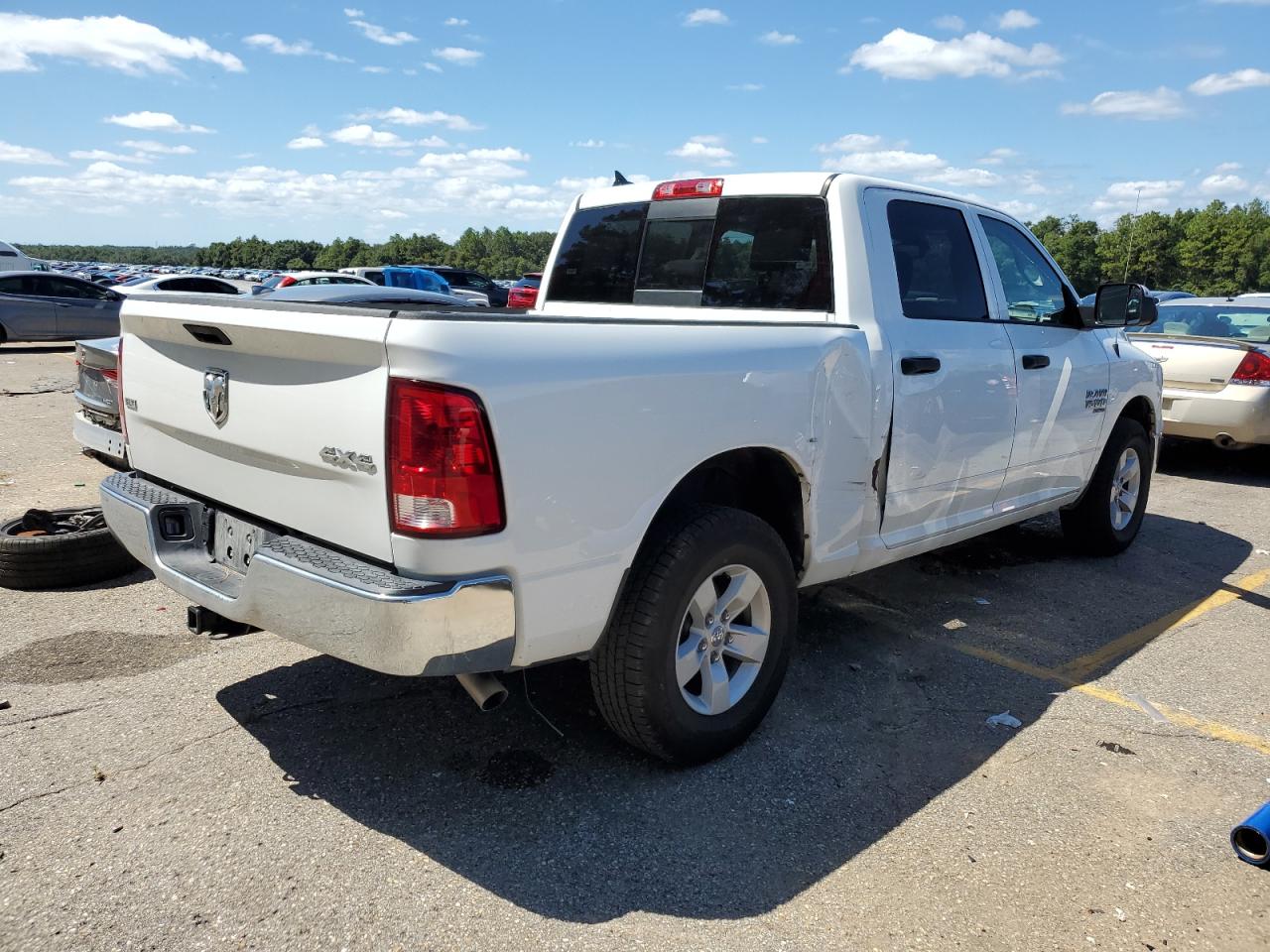 Obraz 3 z 2023 RAM 1500 CLASSIC SLT 2023 z VIN 1C6RR7LG1PS519367