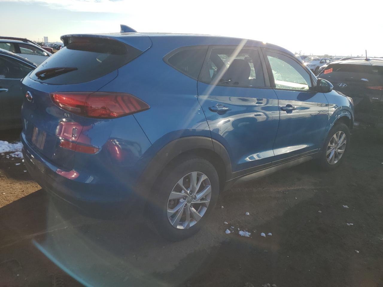 Obraz 3 z 2019 HYUNDAI TUCSON SE 2019 z VIN KM8J2CA40KU874793