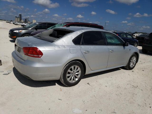 Image 3 of 2015 VOLKSWAGEN PASSAT S 2015 with VIN 1VWAS7A32FC021548