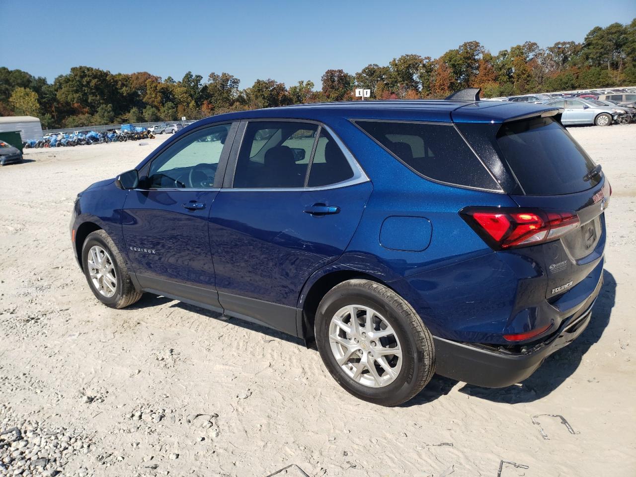 Изображение 2 2022 CHEVROLET EQUINOX LT 2022 с VIN 3GNAXKEVXNL210025