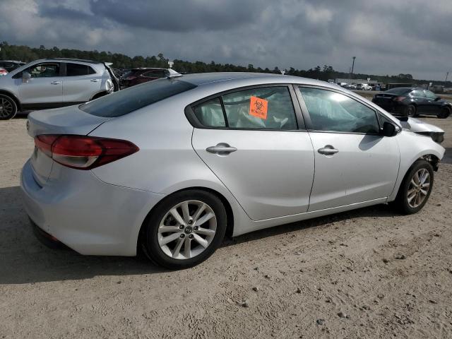 Image 3 of 2017 KIA FORTE LX 2017 with VIN 3KPFL4A73HE149302