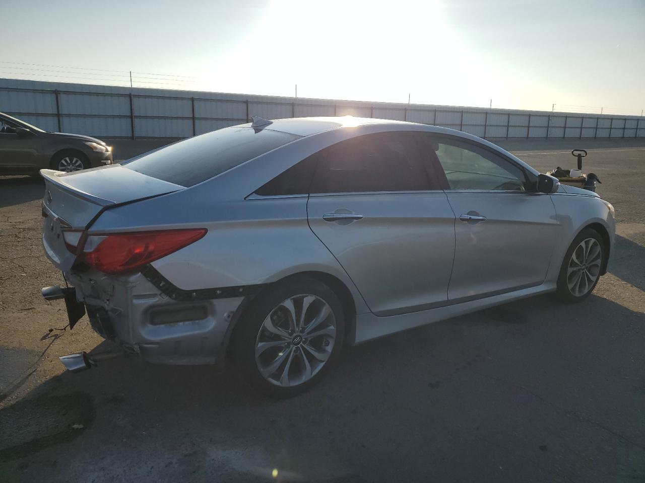 Изображение 3 2014 HYUNDAI SONATA SE 2014 с VIN 5NPEC4AC6EH876594