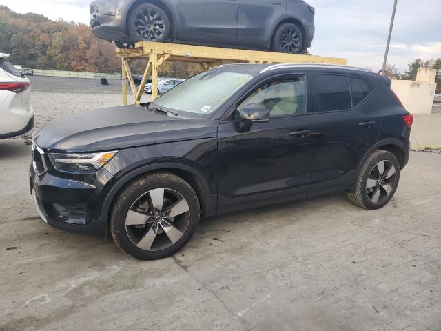Image 1 of 2020 VOLVO XC40 T5 MOMENTUM 2020 with VIN YV4162UK7L2334381