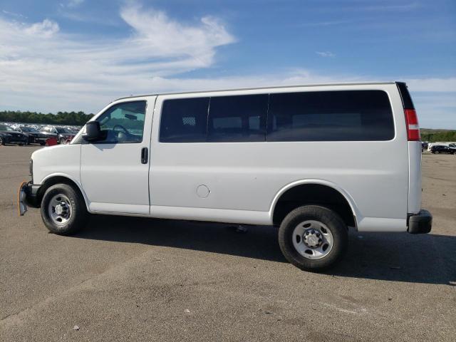 Image 2 of 2016 CHEVROLET EXPRESS G2500  2016 with VIN 1GCWGAFF0G1225627