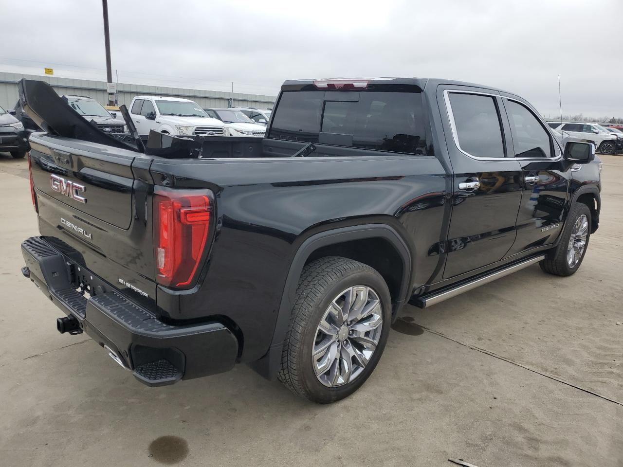 Image 3 of 2023 GMC SIERRA K1500 DENALI 2023 with VIN 1GTUUGEL3PZ256432