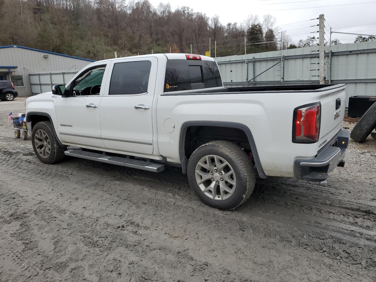 Obraz 2 z 2017 GMC SIERRA K1500 SLT 2017 z VIN 3GTU2NECXHG230583