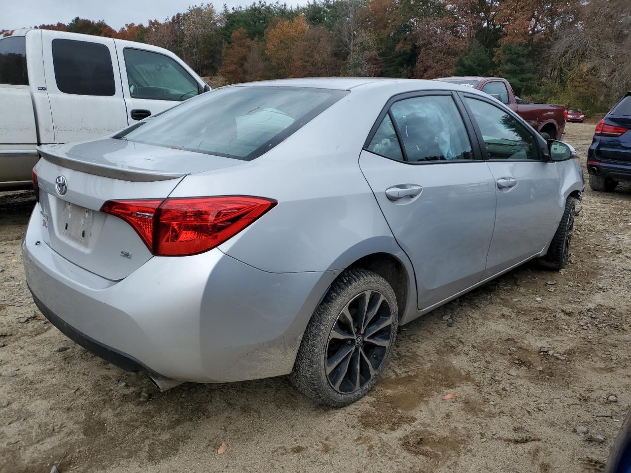 Image 3 of 2017 TOYOTA COROLLA L 2017 with VIN 2T1BURHE6HC772442