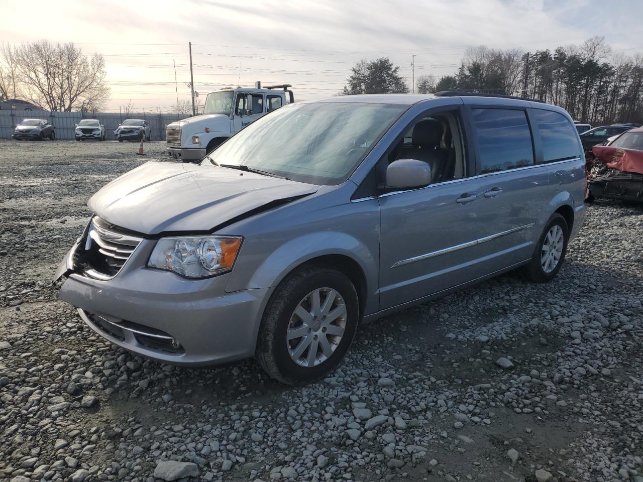 2015 CHRYSLER TOWN & COUNTRY TOURING 2015 image