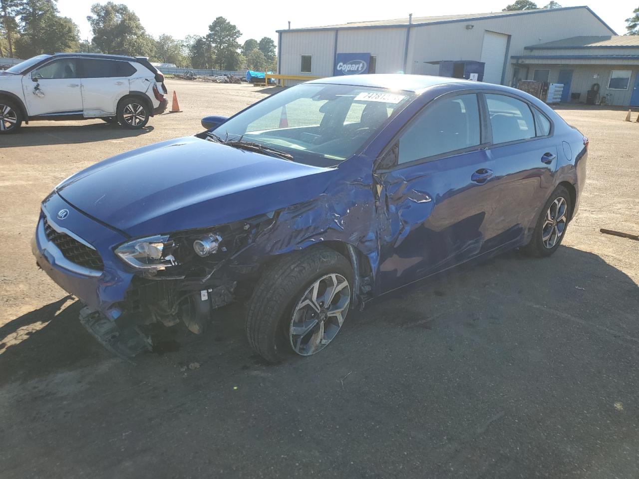 Изображение 1 2019 KIA FORTE FE 2019 с VIN 3KPF24ADXKE004404