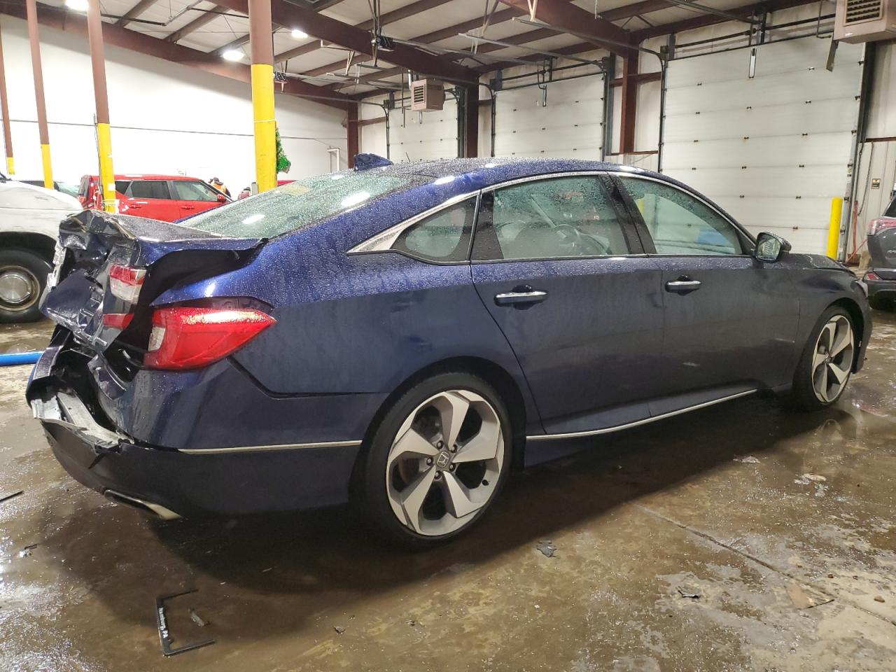Obraz 3 z 2018 HONDA ACCORD TOURING 2018 z VIN 1HGCV1F96JA119100