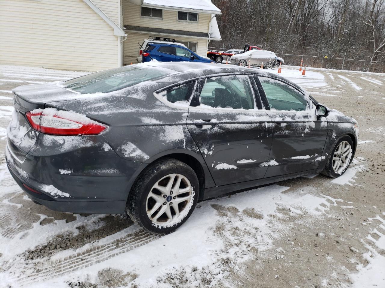Image 3 of 2016 FORD FUSION SE 2016 with VIN 1FA6P0H75G5108592