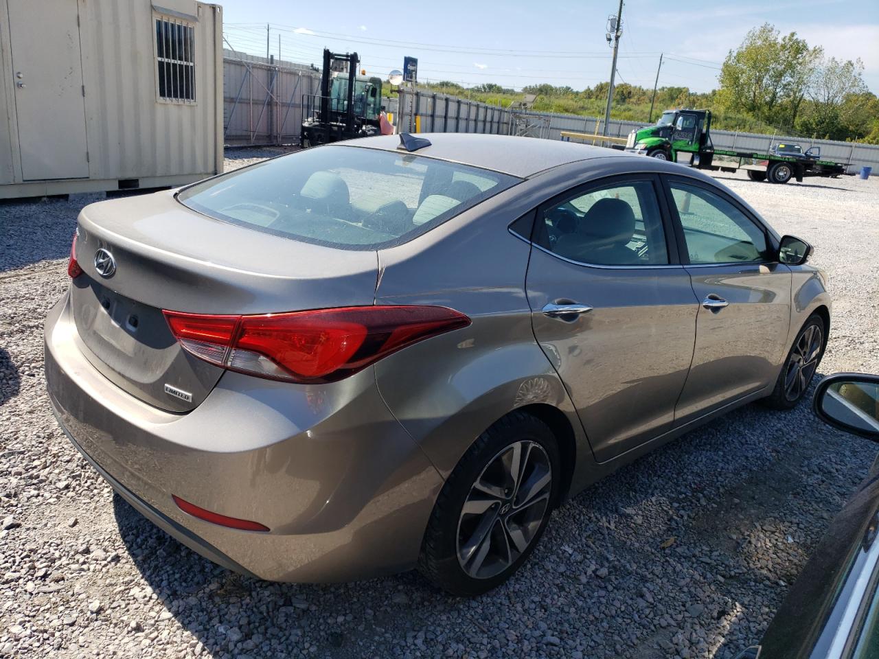 Изображение 3 2014 HYUNDAI ELANTRA SE 2014 с VIN 5NPDH4AE8EH478690