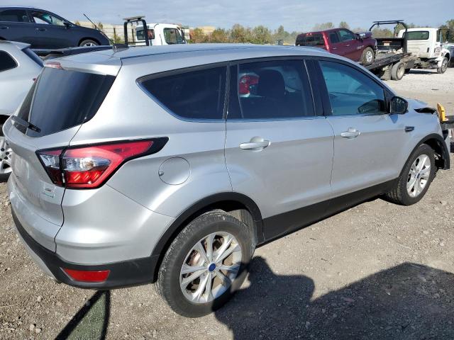 Image 3 of 2017 FORD ESCAPE SE 2017 with VIN 1FMCU0GD1HUD74224