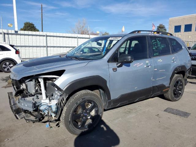 Obraz 1 z 2022 SUBARU FORESTER WILDERNESS 2022 z VIN JF2SKAMC6NH523093