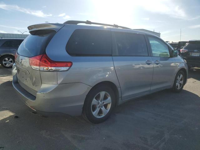 Изображение 3 2012 TOYOTA SIENNA LE 2012 с VIN 5TDKK3DCXCS182347