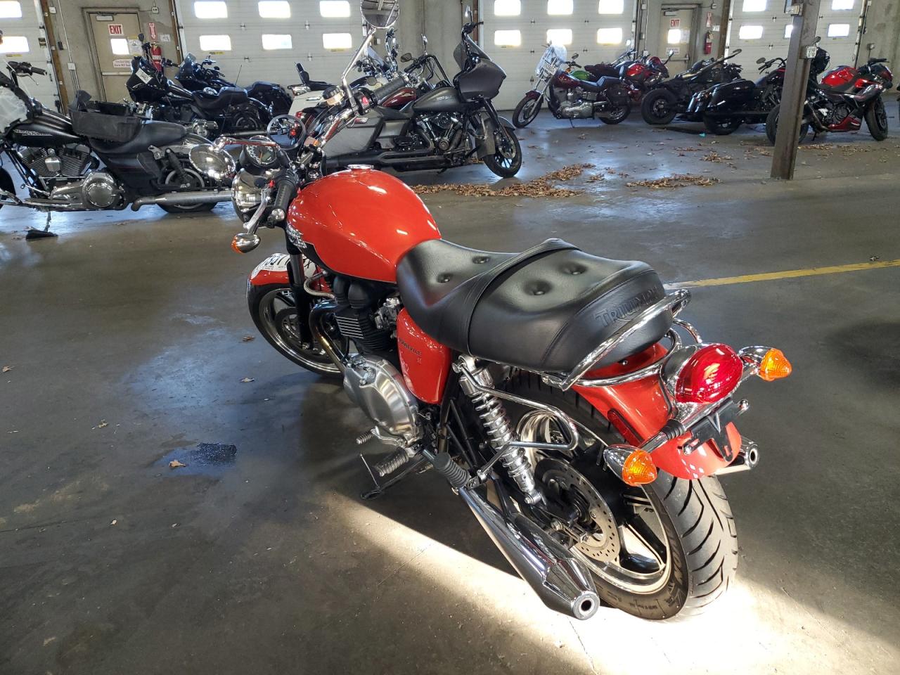 Изображение 3 2012 TRIUMPH MOTORCYCLE BONNEVILLE  2012 с VIN SMT900K13CT535051