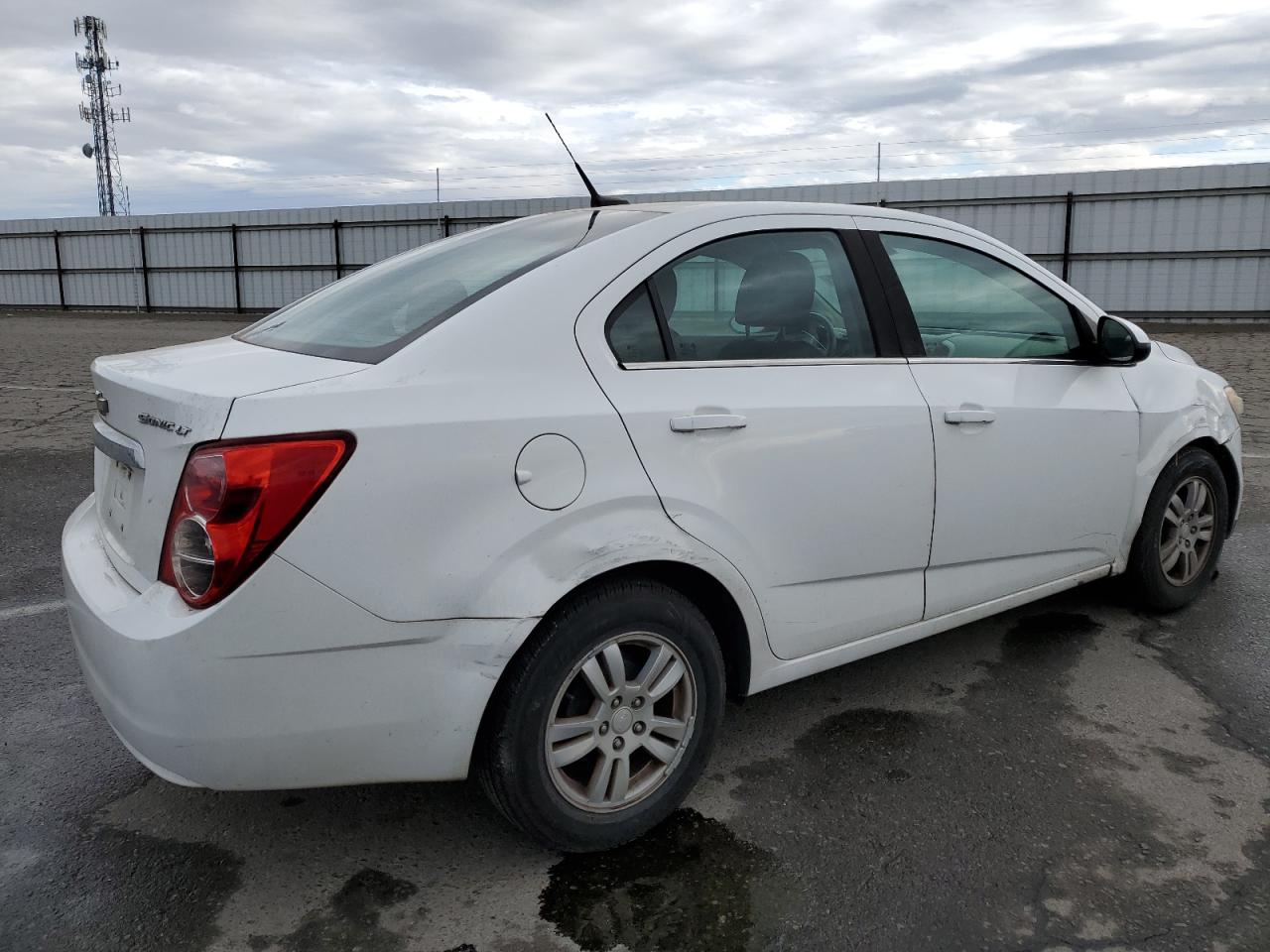 Obraz 3 z 2014 CHEVROLET SONIC LT 2014 z VIN 1G1JC5SH8E4106717
