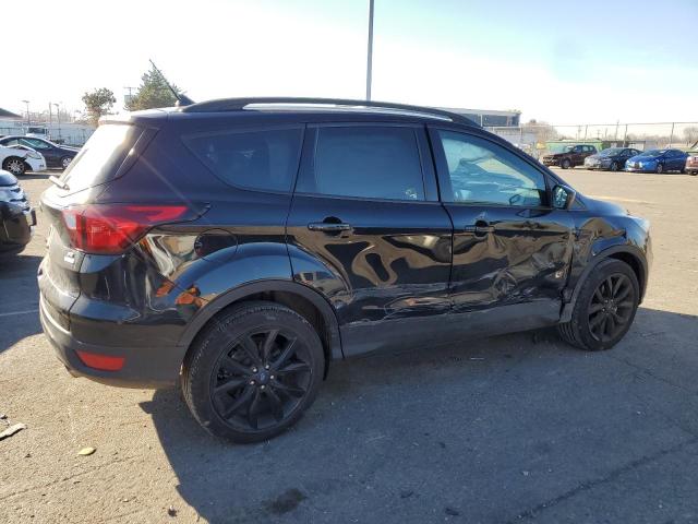 Obraz 3 z 2019 FORD ESCAPE SE 2019 z VIN 1FMCU0GD0KUA23862