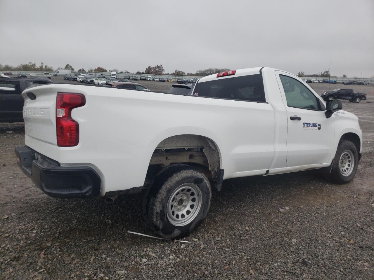 Obraz 3 z 2019 CHEVROLET SILVERADO C1500 2019 z VIN 3GCNWAEHXKG183656
