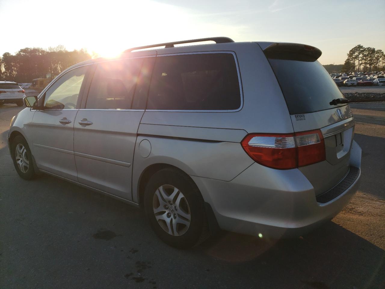 Image 2 of 2005 HONDA ODYSSEY EXL 2005 with VIN 5FNRL38655B036820