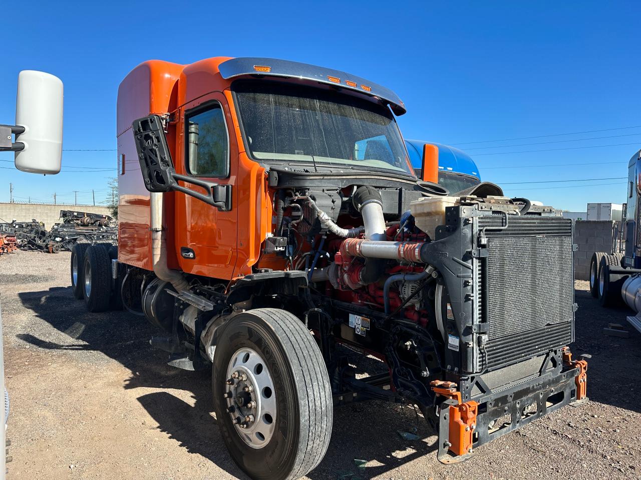 2018 PETERBILT 567  2018 image