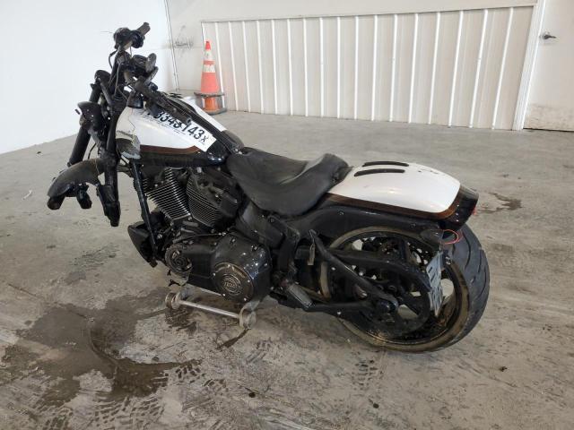 Obraz 3 z 2017 HARLEY-DAVIDSON FXSE  2017 z VIN 1HD1TG915HB960798