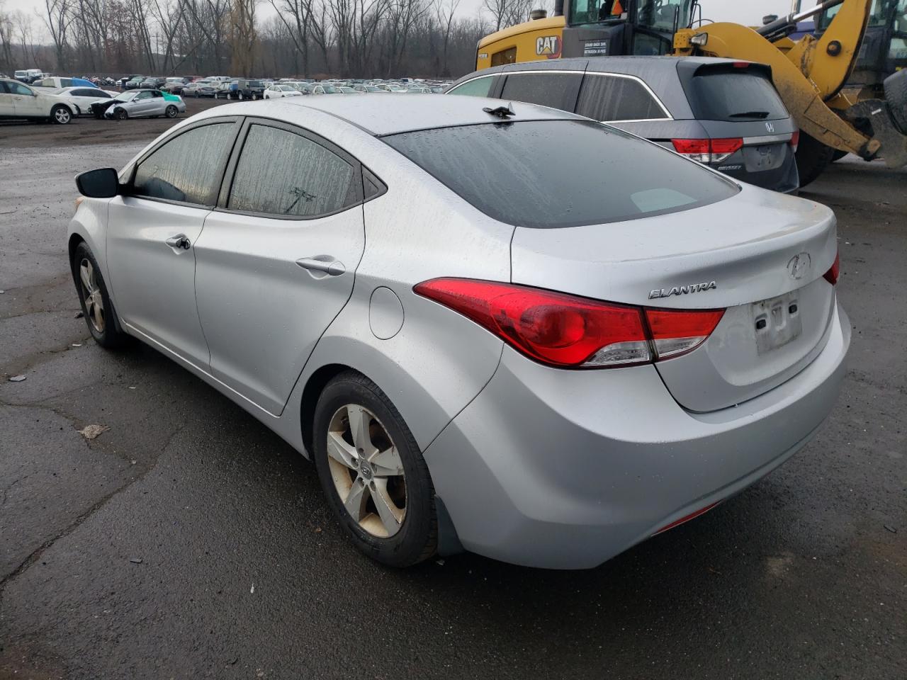 Obraz 2 z 2013 HYUNDAI ELANTRA GLS 2013 z VIN KMHDH4AE0DU757261
