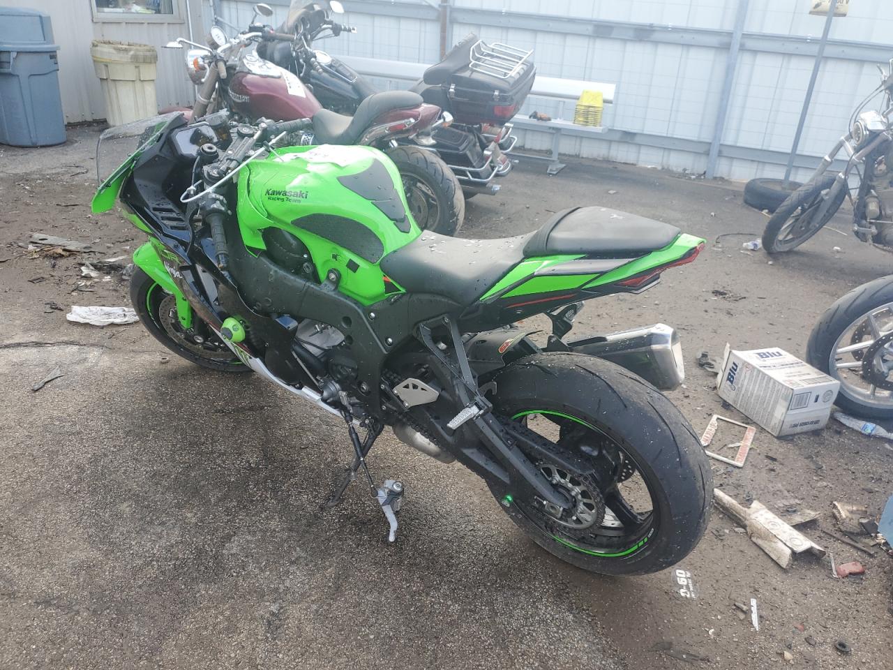 Obraz 3 z 2022 KAWASAKI ZX1002 M 2022 z VIN JKBZXVM1XNA002073