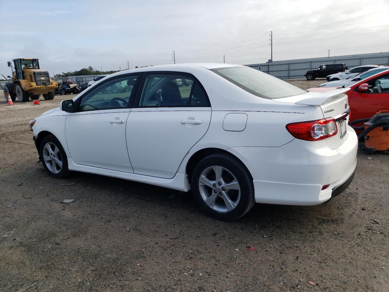 Image 2 of 2011 TOYOTA COROLLA BASE 2011 with VIN 2T1BU4EE8BC639129