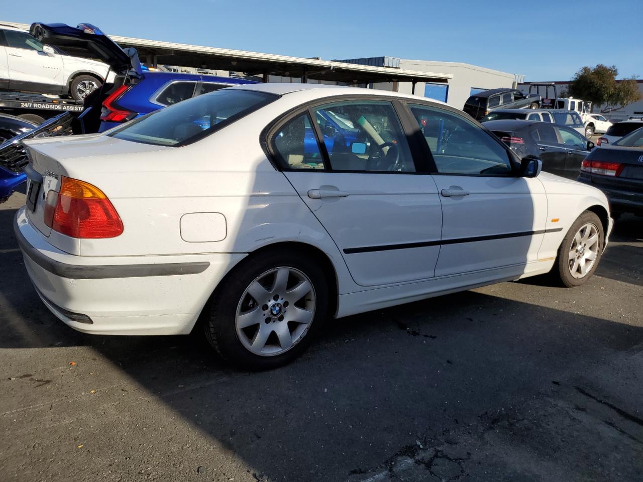 Изображение 3 2001 BMW 325 I 2001 с VIN WBAAN37481ND49296