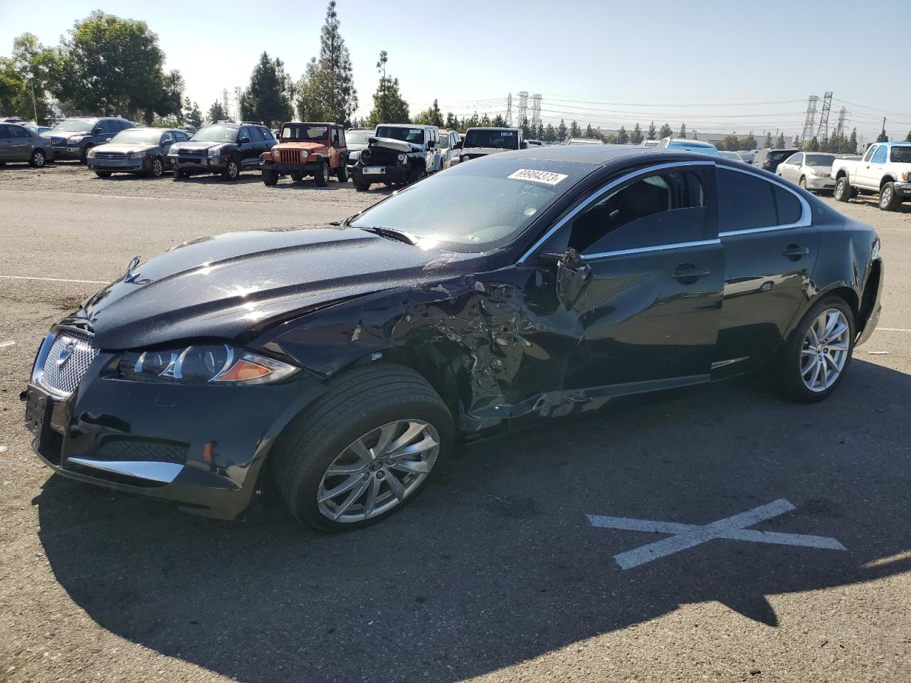 Изображение 2013 JAGUAR XF  2013