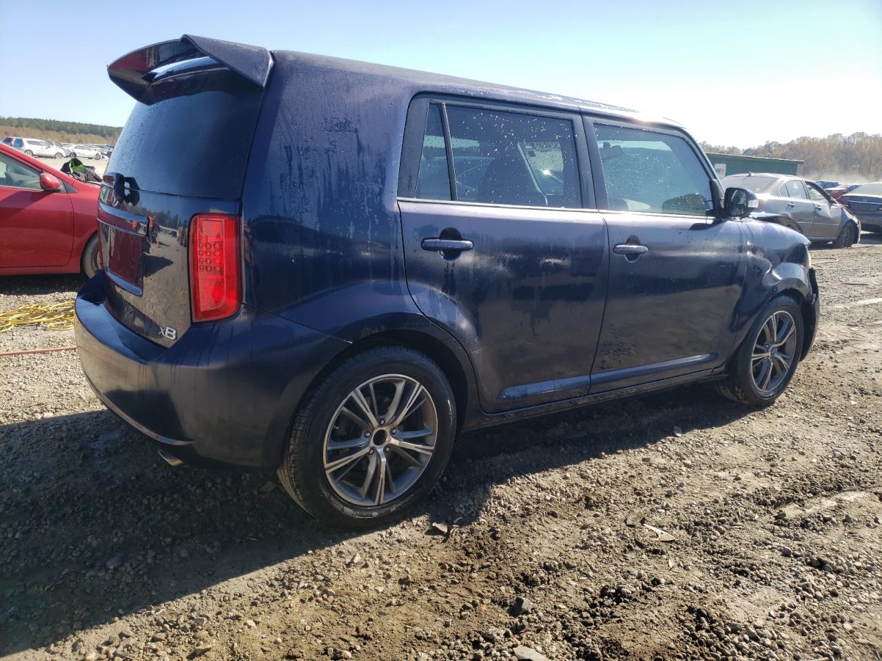 Image 3 of Toyota Scion Xb 2008 with VIN JTLKE50E581057663