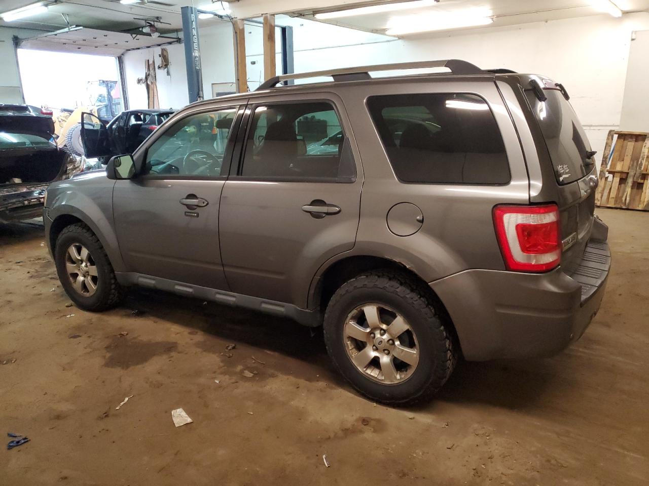 Obraz 2 z 2011 FORD ESCAPE LIMITED 2011 z VIN 1FMCU9EG0BKB33274