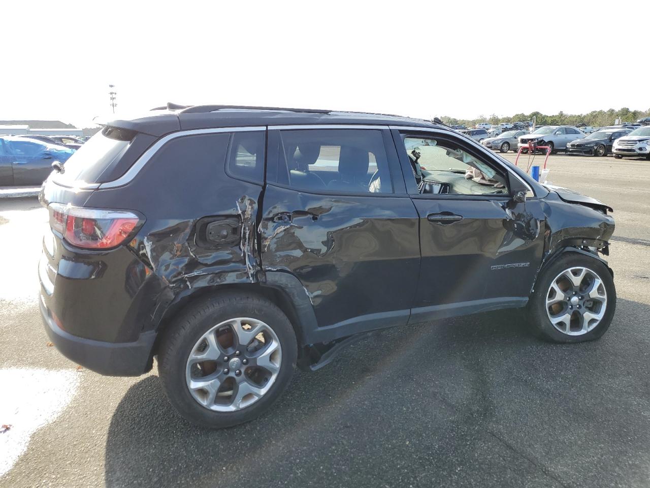 Obraz 3 z 2020 JEEP COMPASS LIMITED 2020 z VIN 3C4NJDCB3LT155365