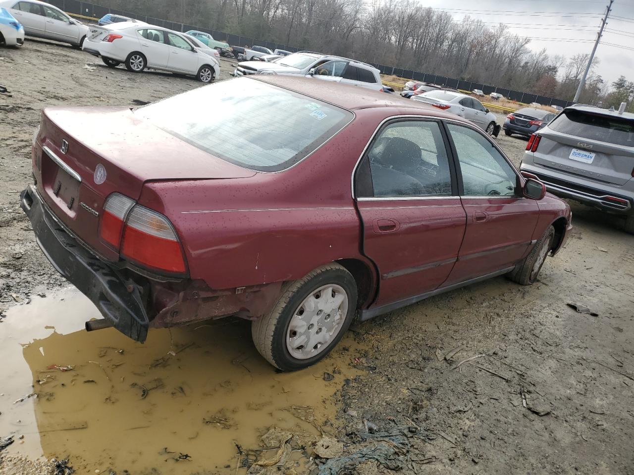 Image 3 of 1996 HONDA ACCORD LX 1996 with VIN 1HGCD5536TA238873