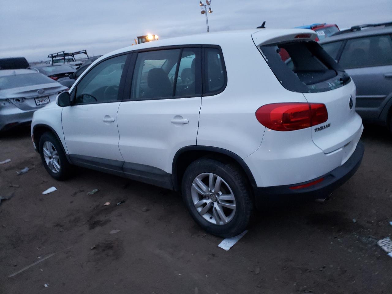 Image 2 of 2014 VOLKSWAGEN TIGUAN S 2014 with VIN WVGAV3AX4EW529082