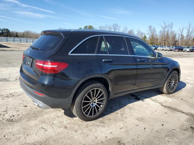 Image 3 of 2019 MERCEDES-BENZ GLC 300 2019 with VIN WDC0G4JB2KF607451