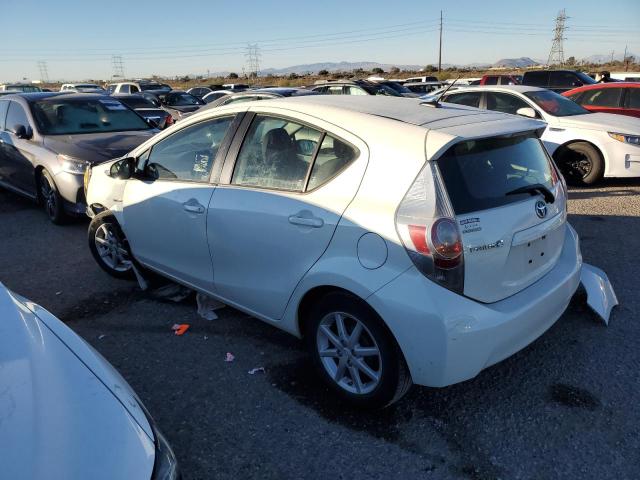 Image 2 of 2014 TOYOTA PRIUS C  2014 with VIN JTDKDTB31E1073773