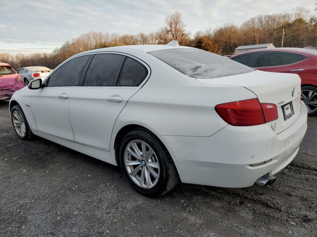 Obraz 2 z 2014 BMW 528 XI 2014 z VIN WBA5A7C57ED614396