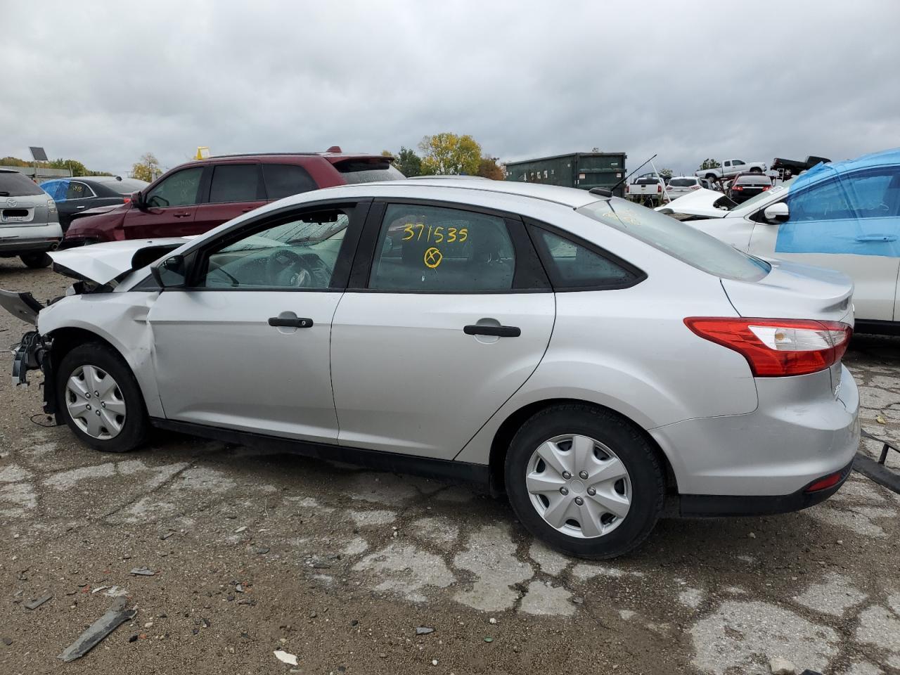 Image 2 of 2014 FORD FOCUS S 2014 with VIN 1FADP3E20EL371535