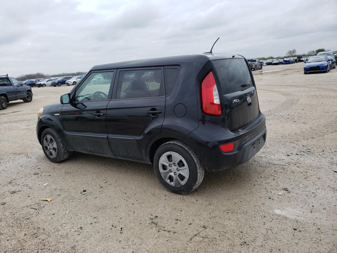 Obraz 2 z 2012 KIA SOUL  2012 z VIN KNDJT2A56C7744716