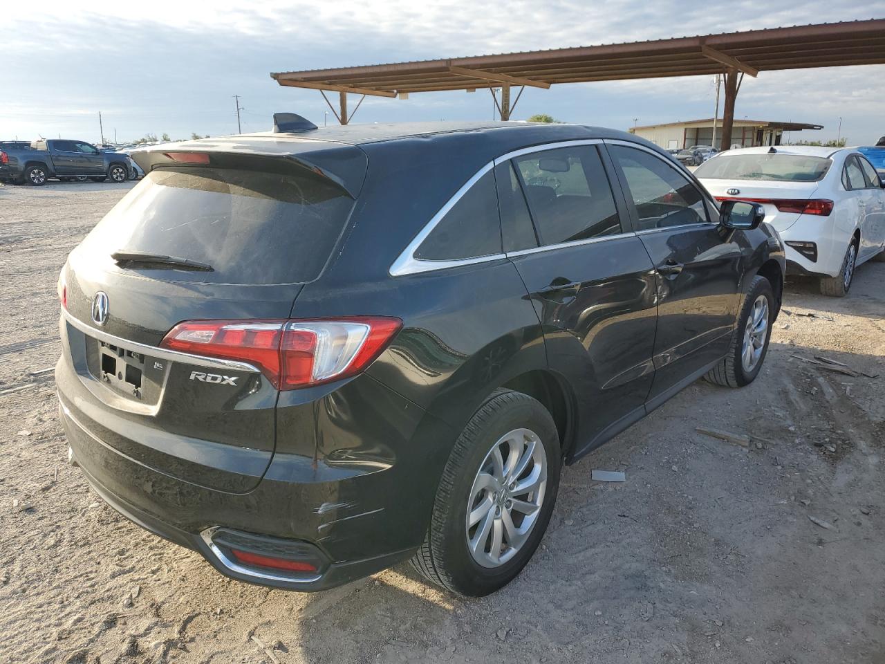 Obraz 3 z 2016 ACURA RDX TECHNOLOGY 2016 z VIN 5J8TB3H59GL016829