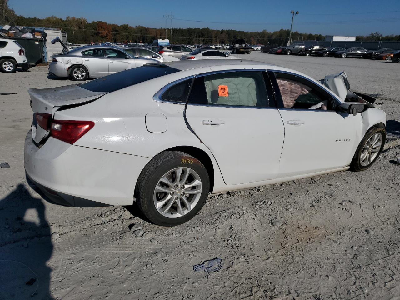 Image 3 of 2018 CHEVROLET MALIBU LT 2018 with VIN 1G1ZD5ST6JF129979