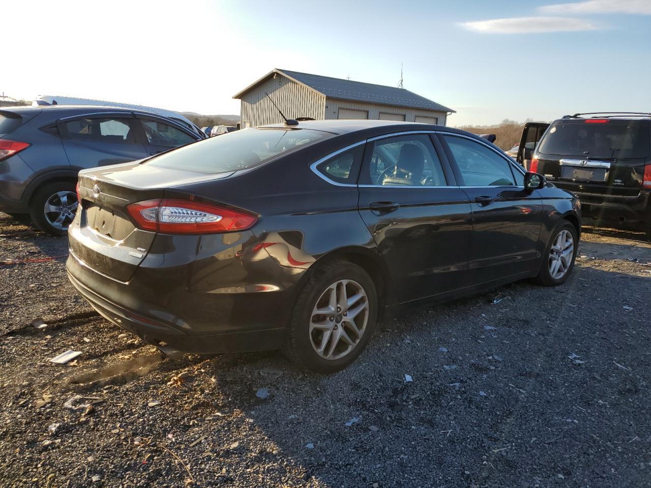 Image 3 of 2013 FORD FUSION SE 2013 with VIN 3FA6P0HR7DR180761
