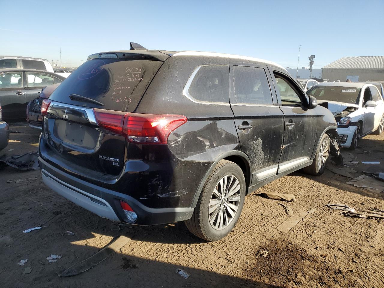 Obraz 3 z 2019 MITSUBISHI OUTLANDER SE 2019 z VIN JA4AZ3A32KZ042330