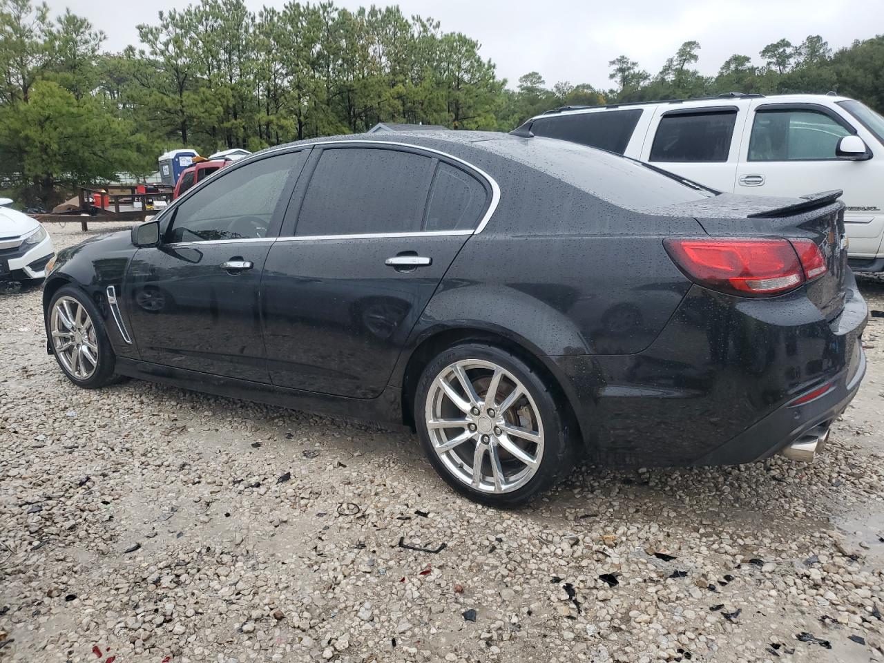 Image 2 of 2014 CHEVROLET SS  2014 with VIN 6G3F15RWXEL950645