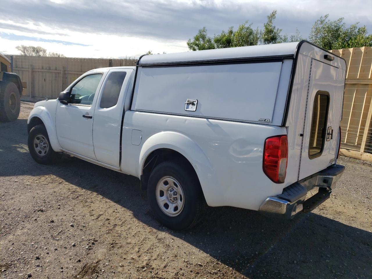 Image 2 of 2016 NISSAN FRONTIER S 2016 with VIN 1N6BD0CT3GN723399
